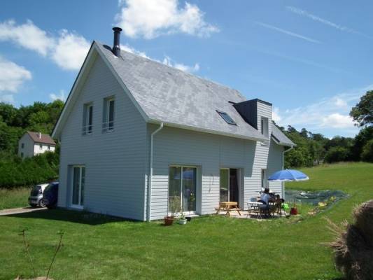 Comment construire une maison bois rt2012 en Normandie ?